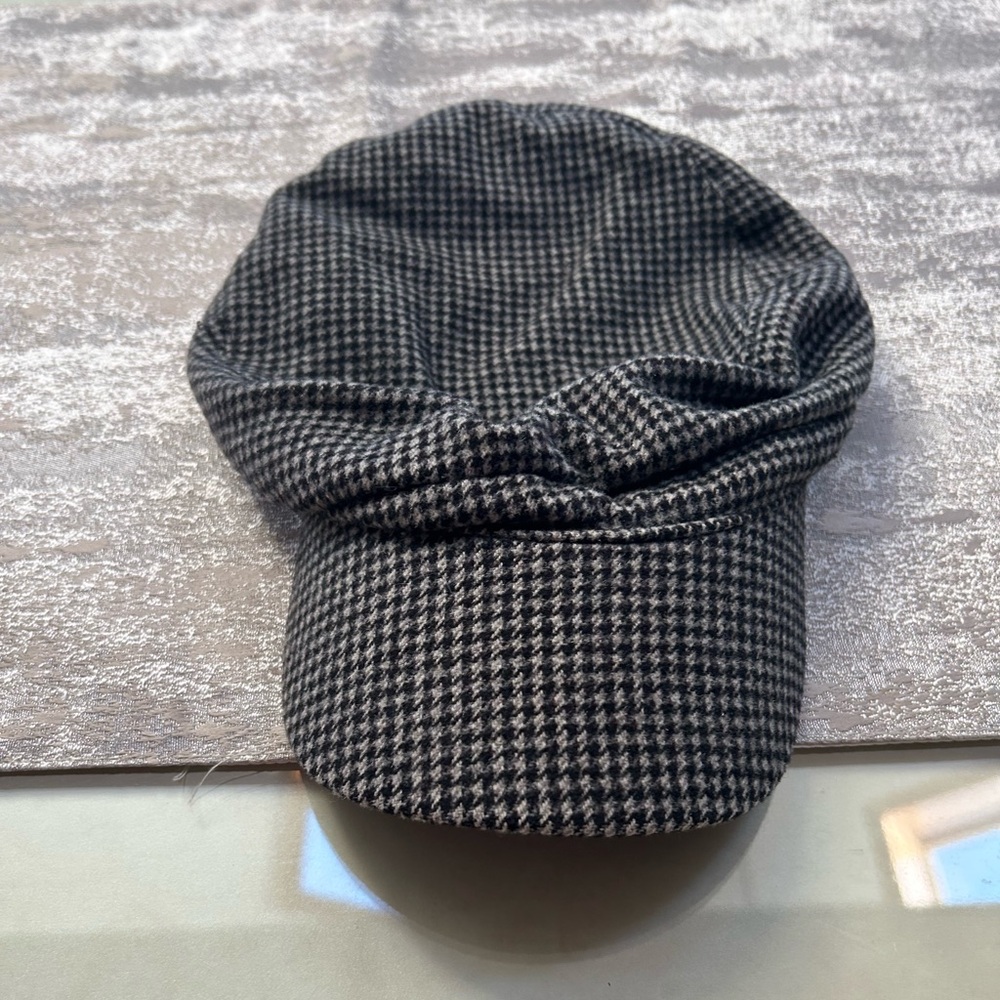 Black and White Houndstooth Cap